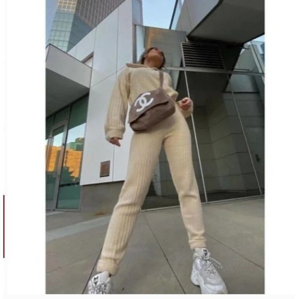 Weekend Stories Revolve Ribbed High-Rise Cozy Knitted Tapered Pants Medium Women